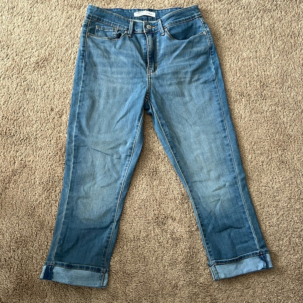 Levi Strauss signature gold mid rise Capri 27 4- worn once